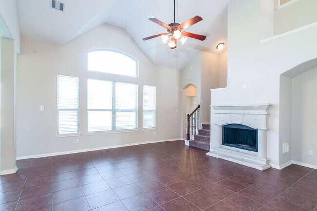 2506 Harpers Creek Ct in Fresno, TX - Foto de edificio - Building Photo