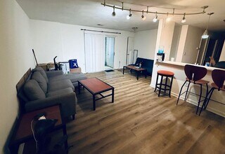 1213 University Terrace in Blacksburg, VA - Building Photo - Building Photo