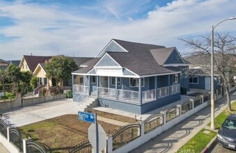 2309 Johnston St in Los Angeles, CA - Foto de edificio - Building Photo