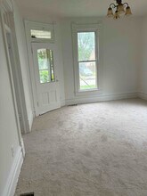1069 W King St in Decatur, IL - Building Photo - Building Photo