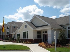 Magnolia Pointe in Durham, NC - Building Photo - Building Photo