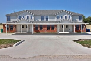 7705 Stanley Ct in Joshua, TX - Building Photo