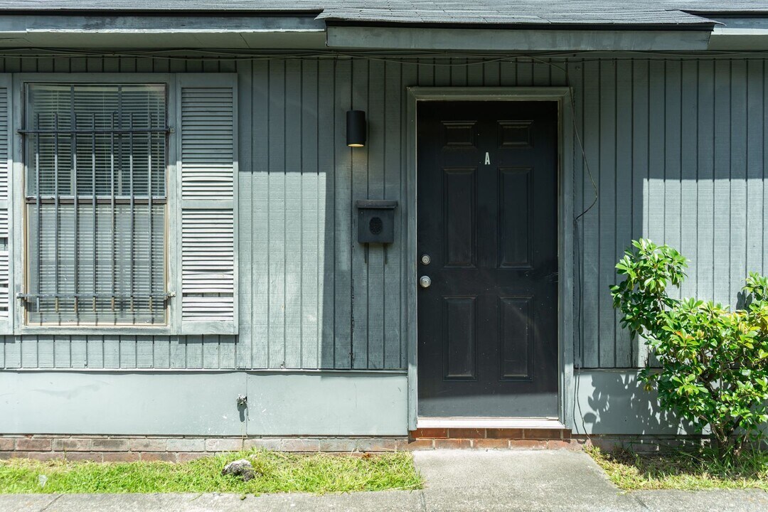 2009 Broad St in Augusta, GA - Building Photo