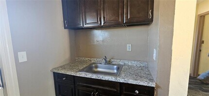 424 N Charles St in Daytona Beach, FL - Building Photo - Building Photo