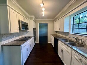 70 Kings River Rd in North Little Rock, AR - Building Photo - Building Photo