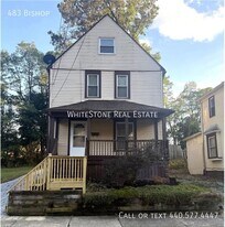 483 Bishop St in Akron, OH - Building Photo