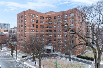 Ridge Davis Cooperative Apartments in Evanston, IL - Building Photo - Building Photo