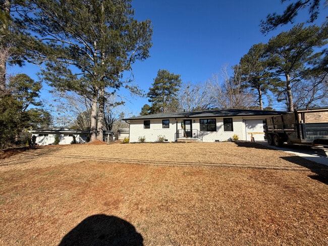 3022 Wilson Rd in Decatur, GA - Building Photo - Building Photo