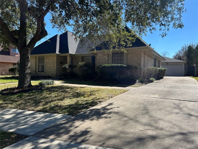 2511 Williams Grant in Sugar Land, TX - Building Photo - Building Photo