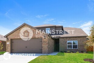 124 Switchback Hl Rd in Newark, TX - Building Photo