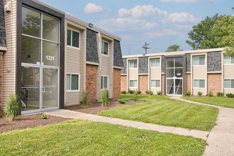 The Park at Springdale in Springdale, OH - Building Photo - Building Photo