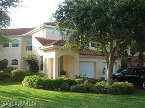 600 Lambiance Cir in Naples, FL - Building Photo