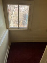 512 W Broadway St in Freeport, IL - Building Photo - Building Photo