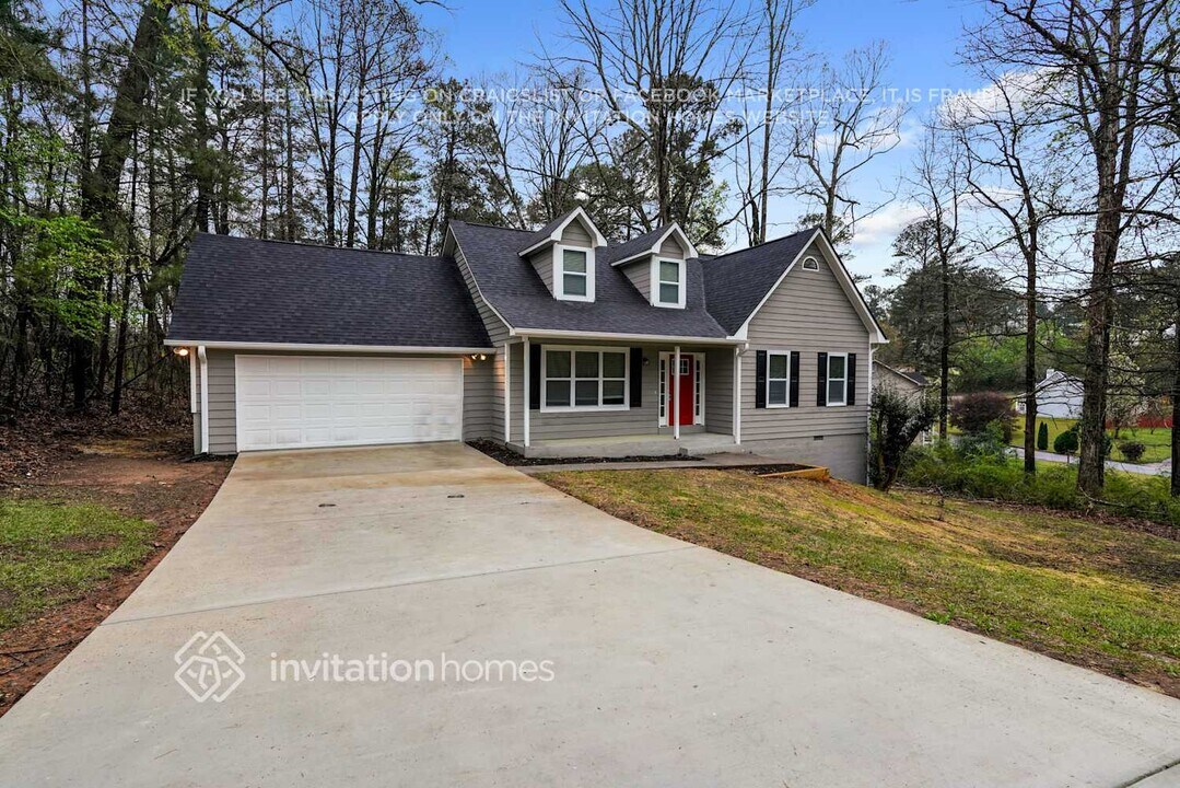 3310 Westheimer Rd in Stone Mountain, GA - Building Photo