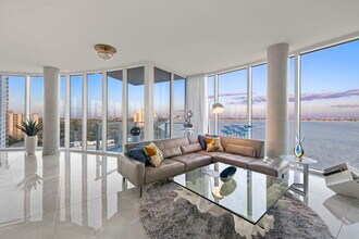 2900 W Bay to Bay Blvd in Tampa, FL - Building Photo - Building Photo