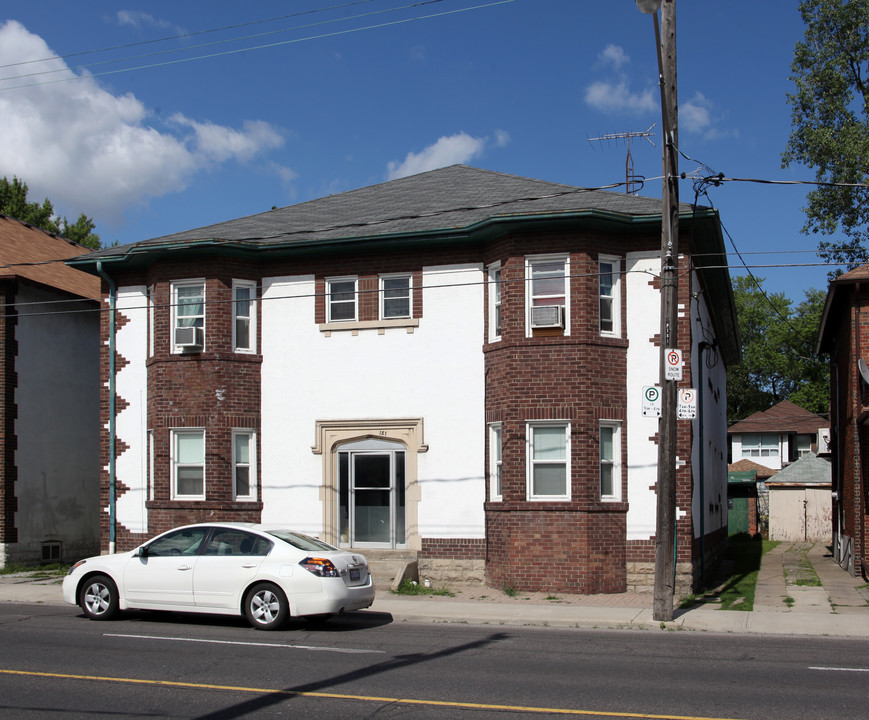 181 Jane St in Toronto, ON - Building Photo