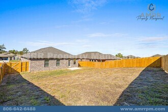 1105 SW 2nd Ave in Gentry, AR - Building Photo - Building Photo