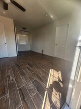 910 Park Hill Dr in Escondido, CA - Building Photo - Building Photo