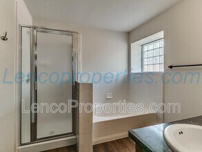 1716 Briarcreek in Norman, OK - Building Photo - Building Photo