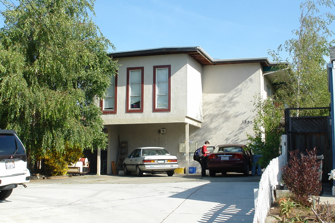 1257 Francisco St in Berkeley, CA - Building Photo