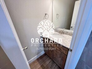 3018 N Conway Dr in Siloam Springs, AR - Building Photo - Building Photo