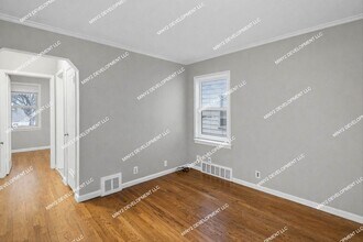 14655 Jacob Ave in Eastpointe, MI - Foto de edificio - Building Photo