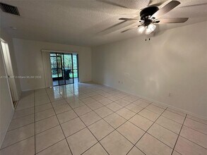 13952 NE 4th Ave in Miami, FL - Building Photo - Building Photo