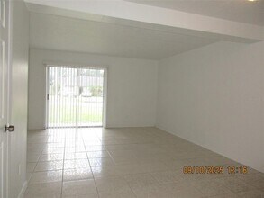 131 Jones Ln in Kissimmee, FL - Building Photo - Building Photo