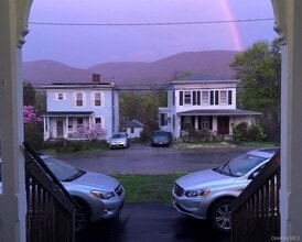 12 Davis St in Beacon, NY - Building Photo - Building Photo