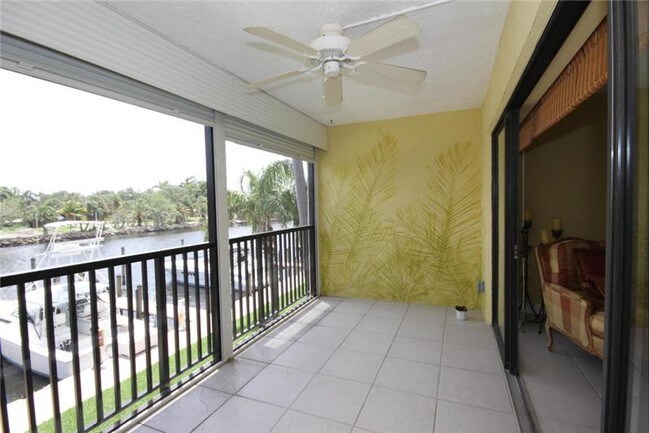 240 Captains Walk-Unit -514 in Delray Beach, FL - Building Photo - Building Photo