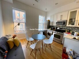 243 Northampton St, Unit 1 in Boston, MA - Building Photo