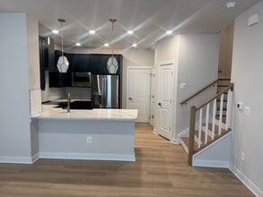 44575 Strabane Ter in Ashburn, VA - Building Photo - Building Photo