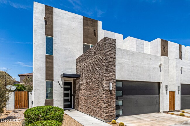 6610 N 16th St in Phoenix, AZ - Building Photo - Building Photo