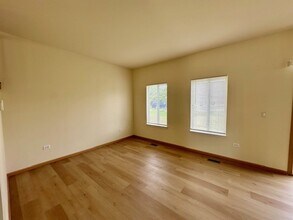 4101 Cummins St in Plano, IL - Building Photo - Building Photo