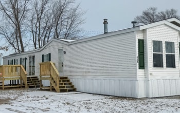 200 N 28th St in Fairfield, IA - Foto de edificio - Building Photo