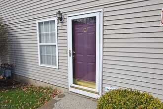 101 Boulder Ridge in Randolph, NJ - Building Photo - Building Photo