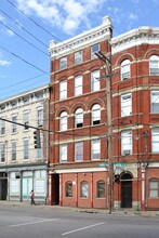 1900 Vine St in Cincinnati, OH - Building Photo - Building Photo