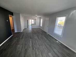 17 Milstone Ct in Sicklerville, NJ - Building Photo - Building Photo