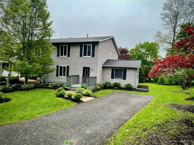 property at 10 Pond Path