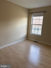 212 Silk Drive in West Reading, PA - Building Photo - Building Photo