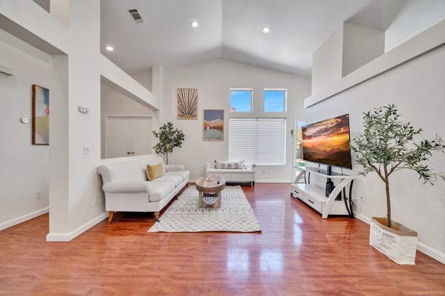 property at 80472 Suncastle Rd