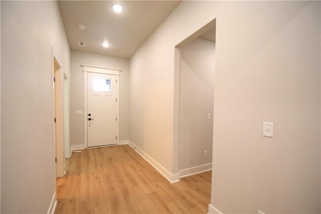 3806 SW Pinecrest Dr in Bentonville, AR - Building Photo - Building Photo