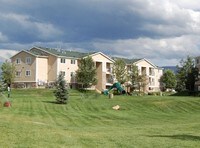 Wing Pointe/Greenfield Apartments
