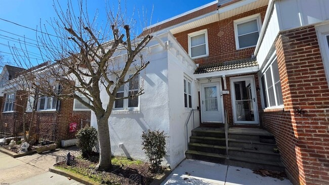 property at 34 N Montgomery Ave