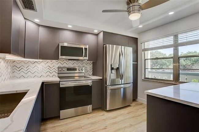 2501 Antigua Terrace in Coconut Creek, FL - Building Photo - Building Photo