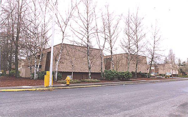 13775 SW Sixth St in Beaverton, OR - Building Photo