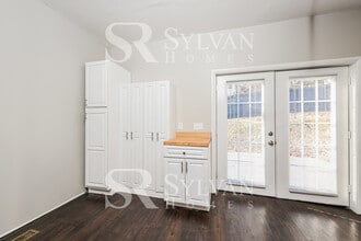 1135 Buente St in Pittsburgh, PA - Building Photo - Building Photo