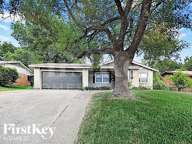 property at 4639 Nettleton Dr
