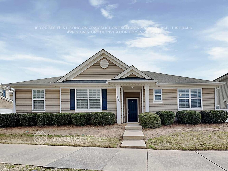 3917 Cutler Donahoe Way in Cumming, GA - Building Photo