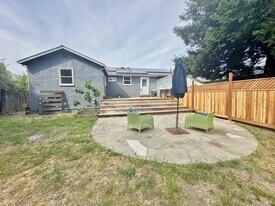 10 Joan Ave, Unit 1 bedroom 0310 in Novato, CA - Building Photo